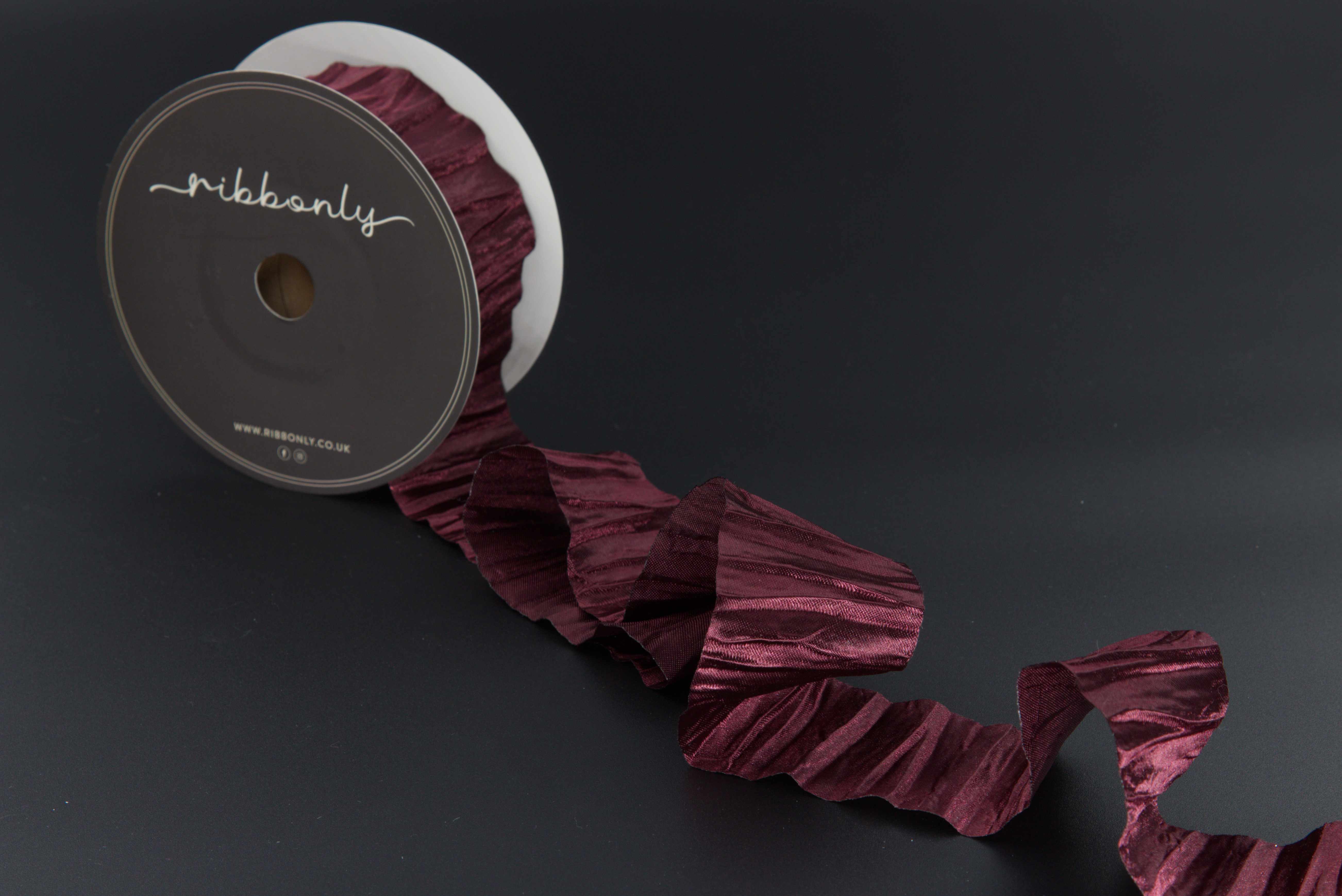 Ribbonly Satin Purple / 15m / 40mm Crushed Satin Ribbon Aubergine