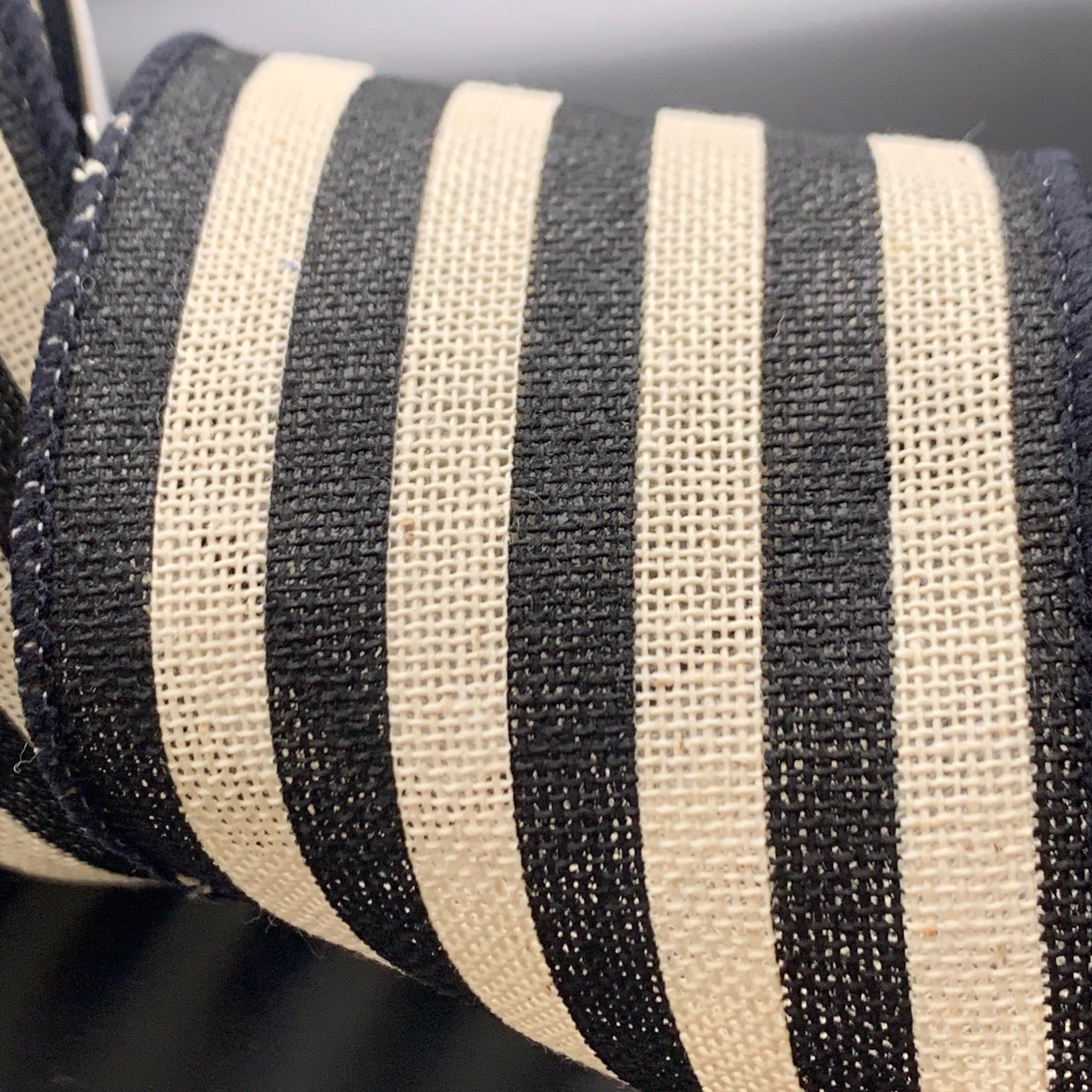 Ribbonly Wired Black and White / 10m / 63mm Liquorice Stripe Wired Canvas Ribbon