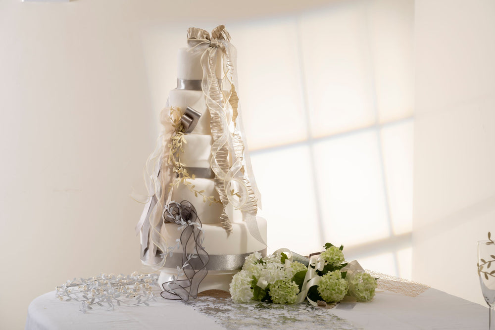 How to Decorate A Cake With Ribbon Ribbonly