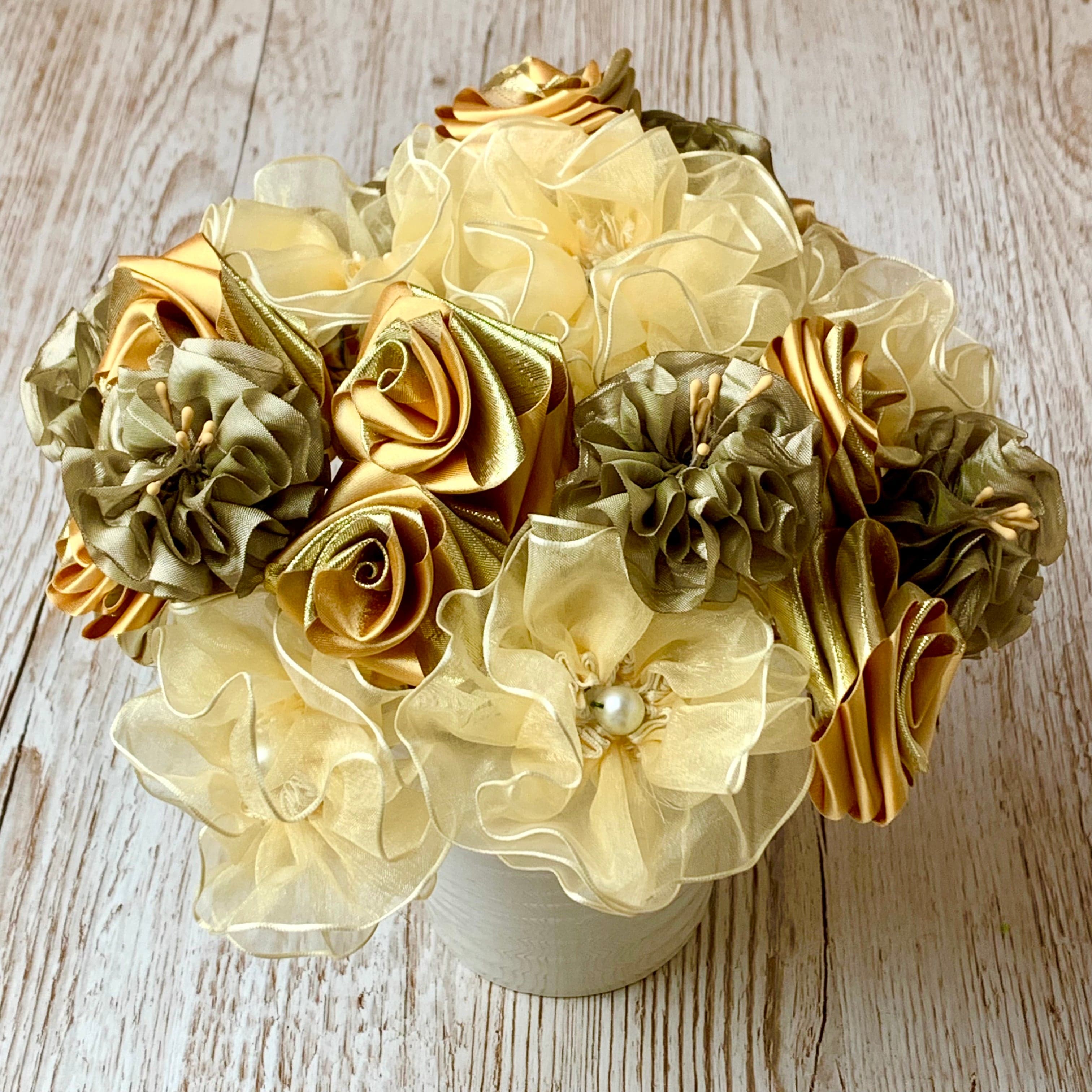 Ribbonly Kits Gold Mixed Flower Bouquet
