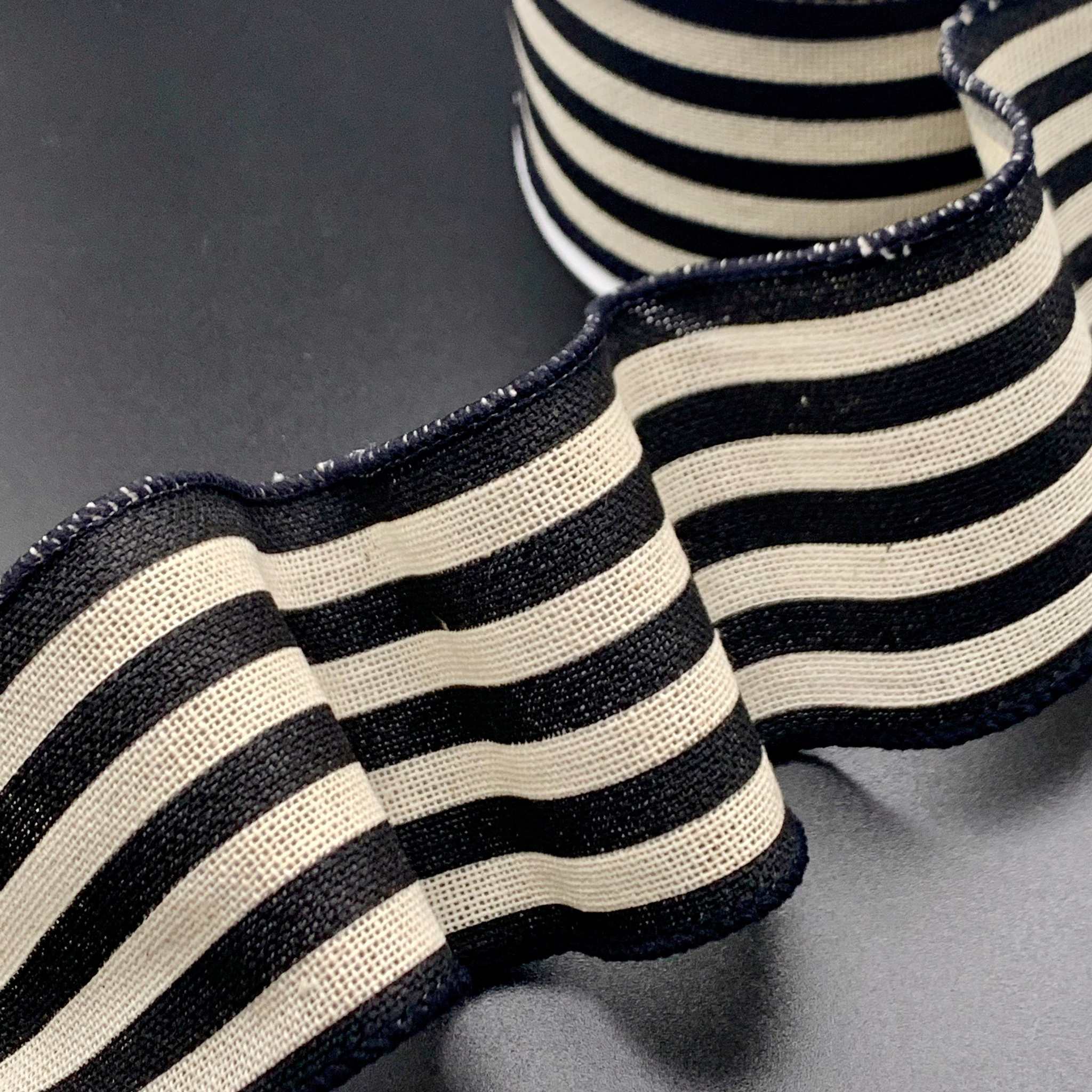 Ribbonly Wired Black and White / 10m / 63mm Liquorice Stripe Wired Canvas Ribbon